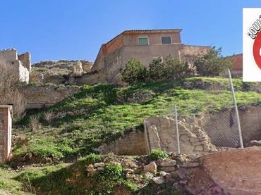 House for sale in Calle Extramuros