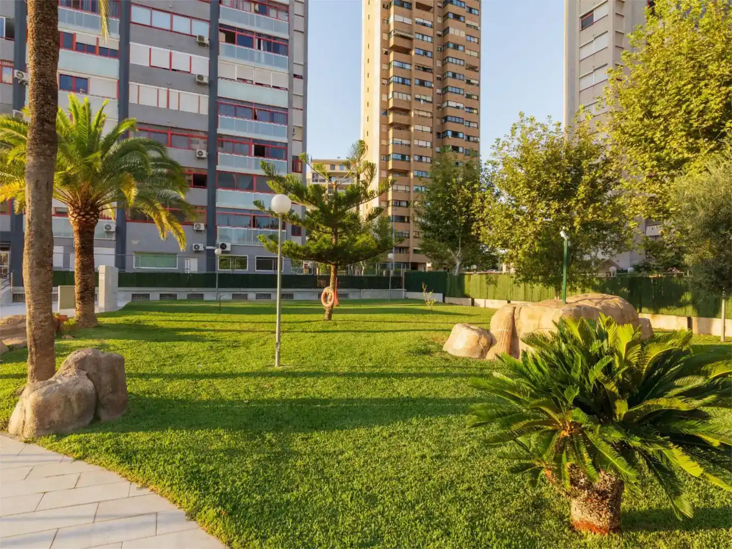 Exterior view of Apartments for rent in Benidorm  with Air Conditioner, Private garden and Swimming Pool