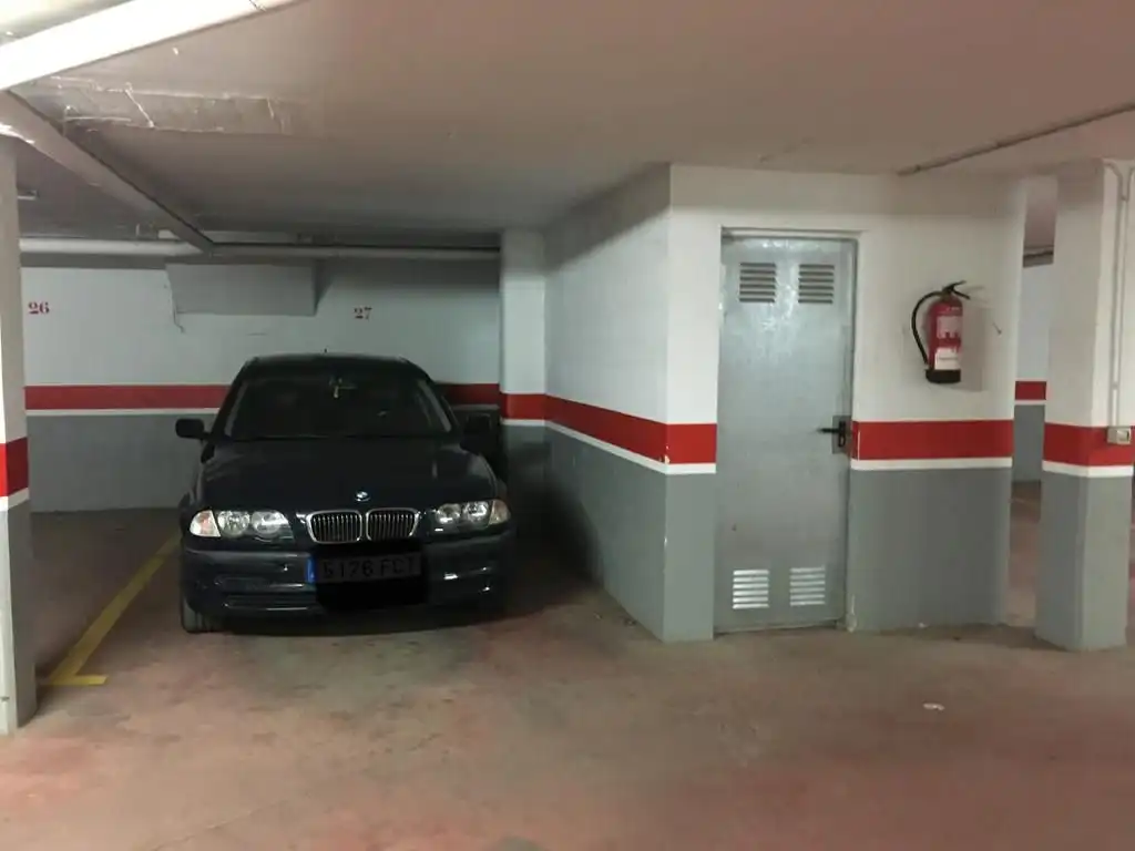Parking de Piso en venta en Santurde de Rioja con Calefacción, Terraza y Trastero