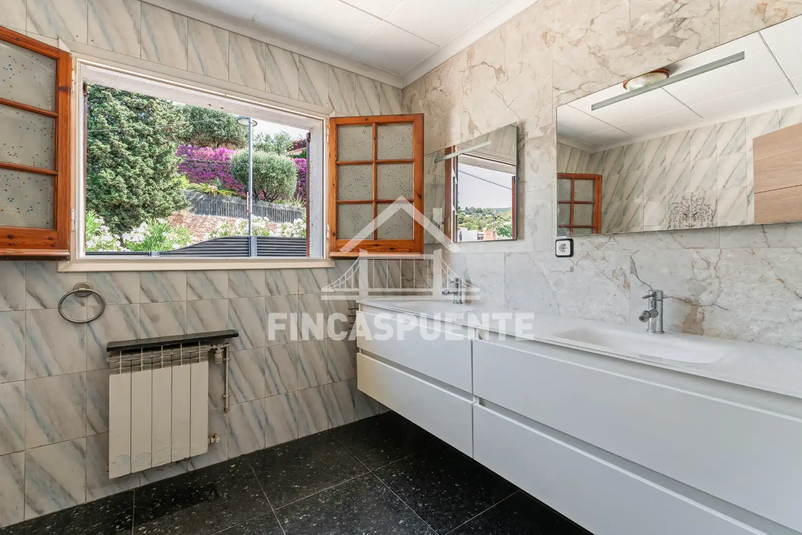 Jardín de Casa o chalet en venta en Tiana con Jardín privado, Terraza y Piscina