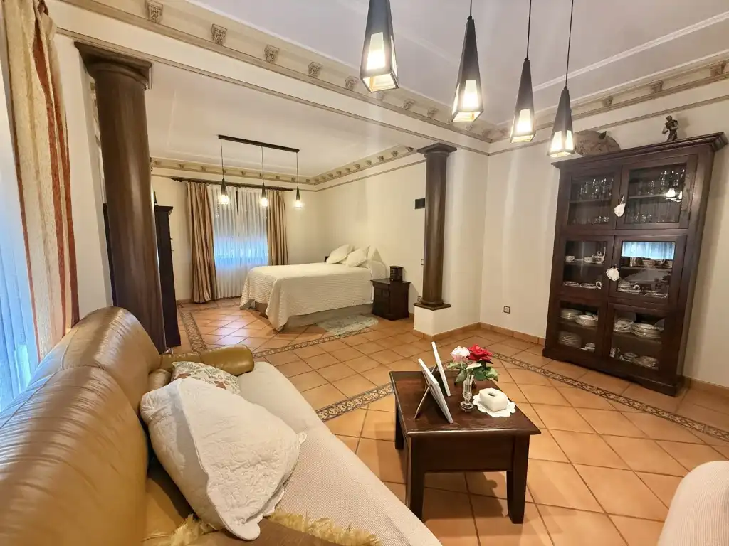 Habitación de Casa o chalet en venta en Carmona con Aire acondicionado y Amueblado