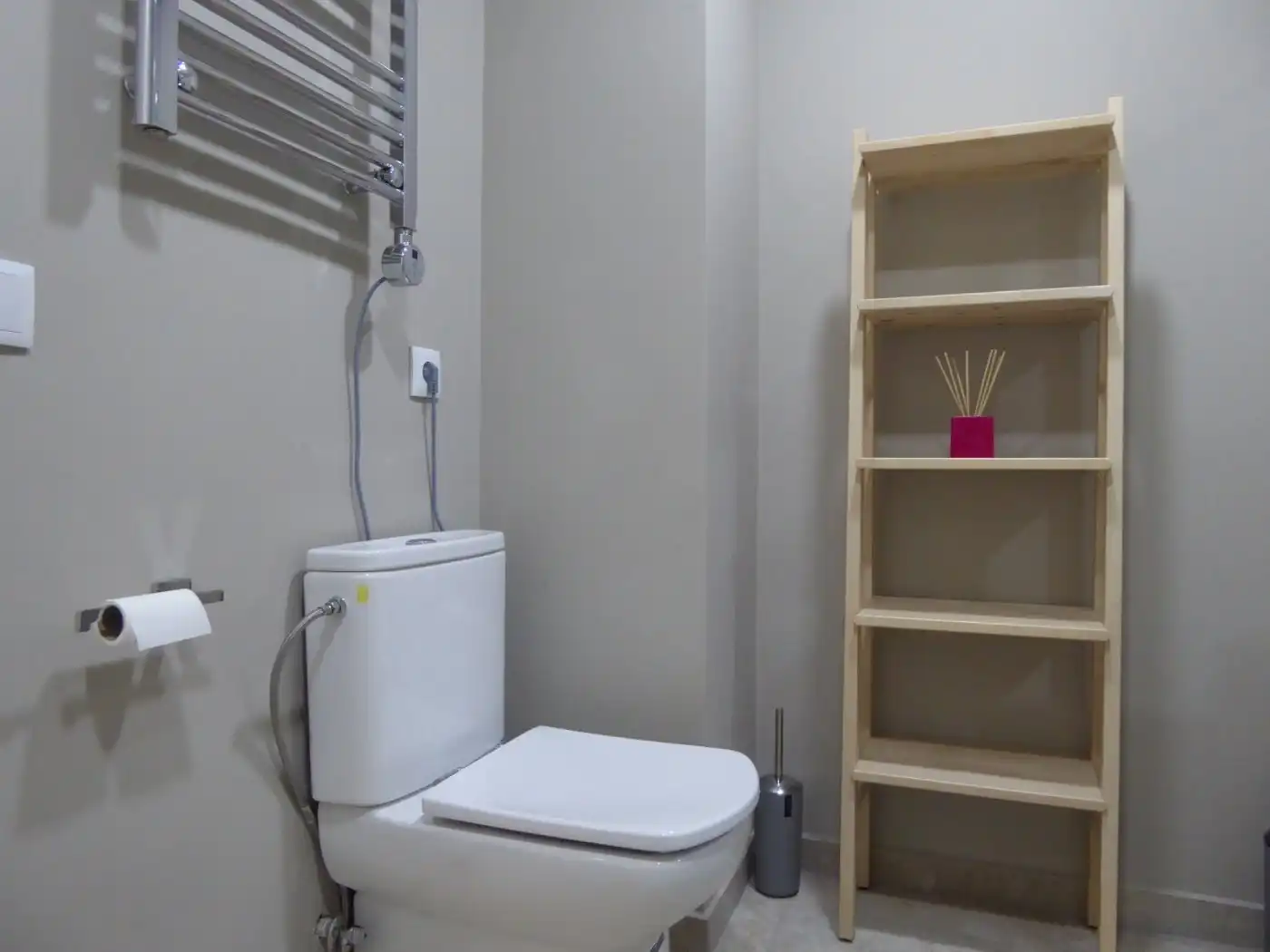 Bathroom of Apartments for rent in Jerez de la Frontera  with Air Conditioner and Parquet flooring