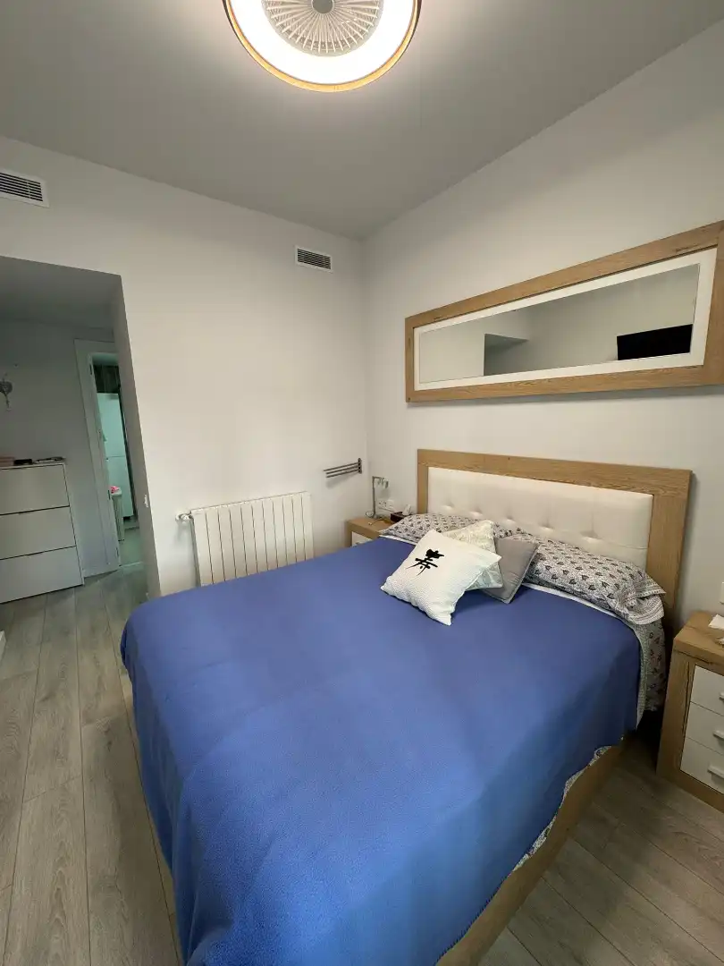 Dormitori de Pis en venda en Badalona amb Aire condicionat, Calefacció i Parquet