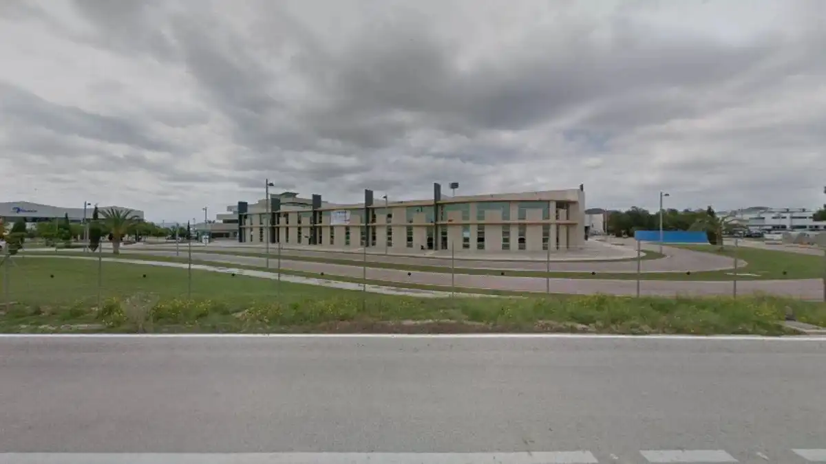 Local comercial en venda a Calle 1 P.P.los Leones, imagen 18