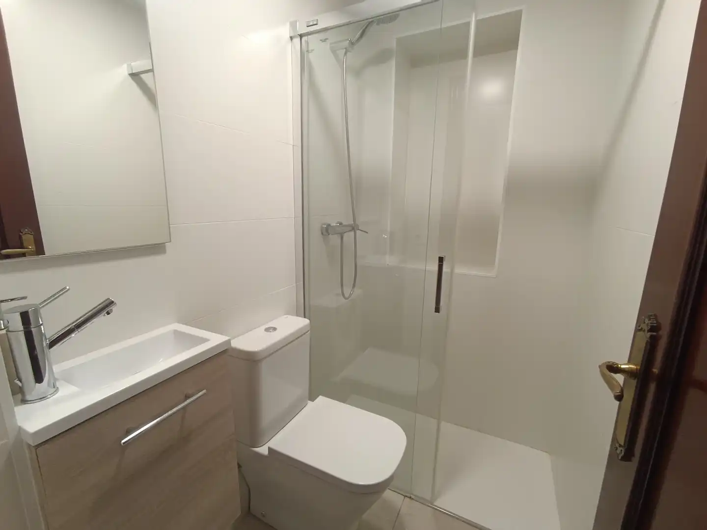 Baño de Piso para compartir en  Pamplona / Iruña con Amueblado