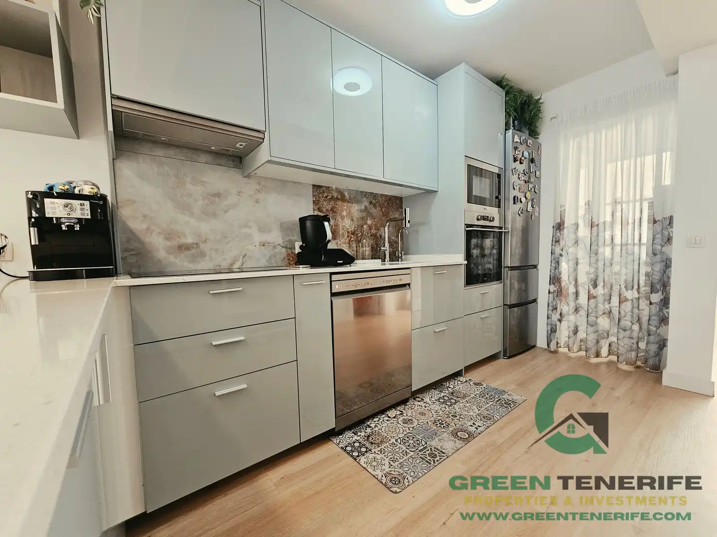 Piso con terraza en venta en Calle La Tosca, imagen 6