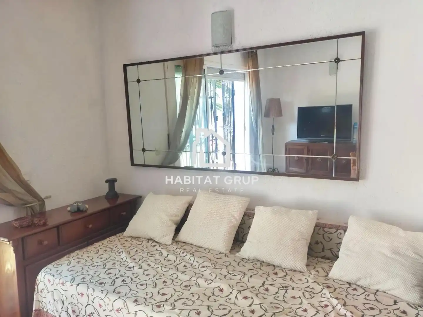 Habitación de Casa adosada en venta en Cambrils con Aire acondicionado, Calefacción y Jardín privado