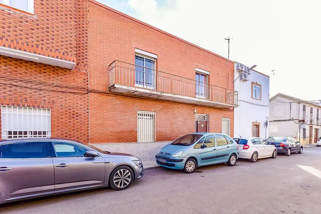 Exterior view of Detached homes for sale in Valdepeñas