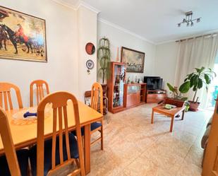 Living room of Flat for sale in  Valencia Capital  with Air Conditioner and Balcony