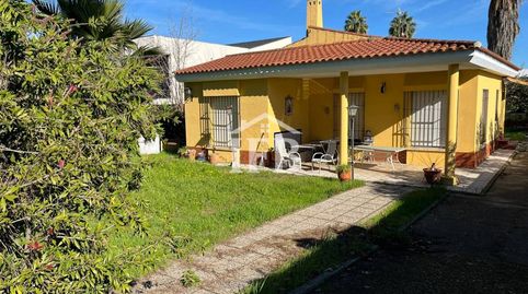 Foto 2 von Haus oder Chalet zum Verkauf in Maria Auxiliadora - Barriada de Llera, Badajoz Capital