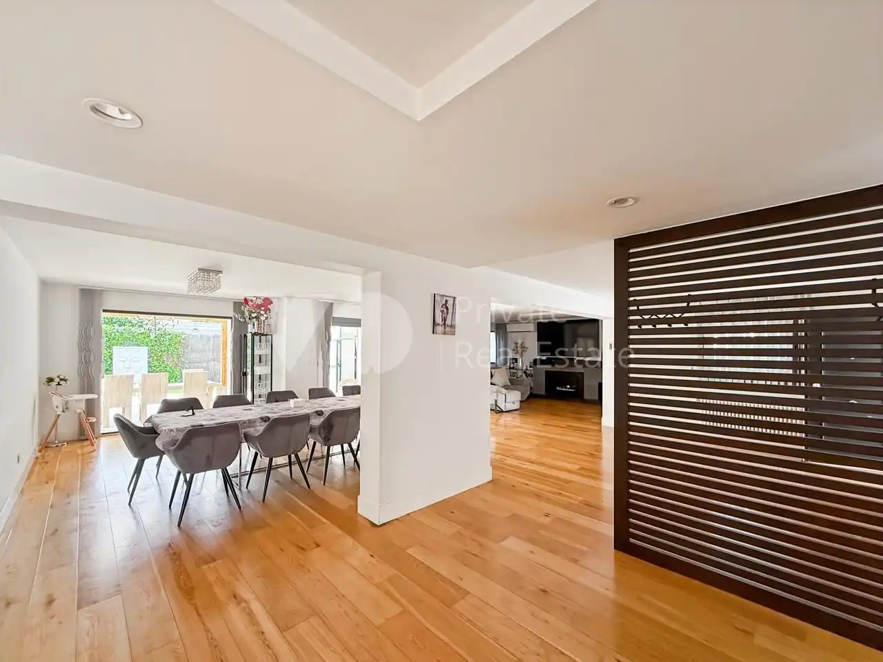 Dining room of Houses for sale in Villanueva de la Cañada  with Air Conditioner, Heating and Private garden