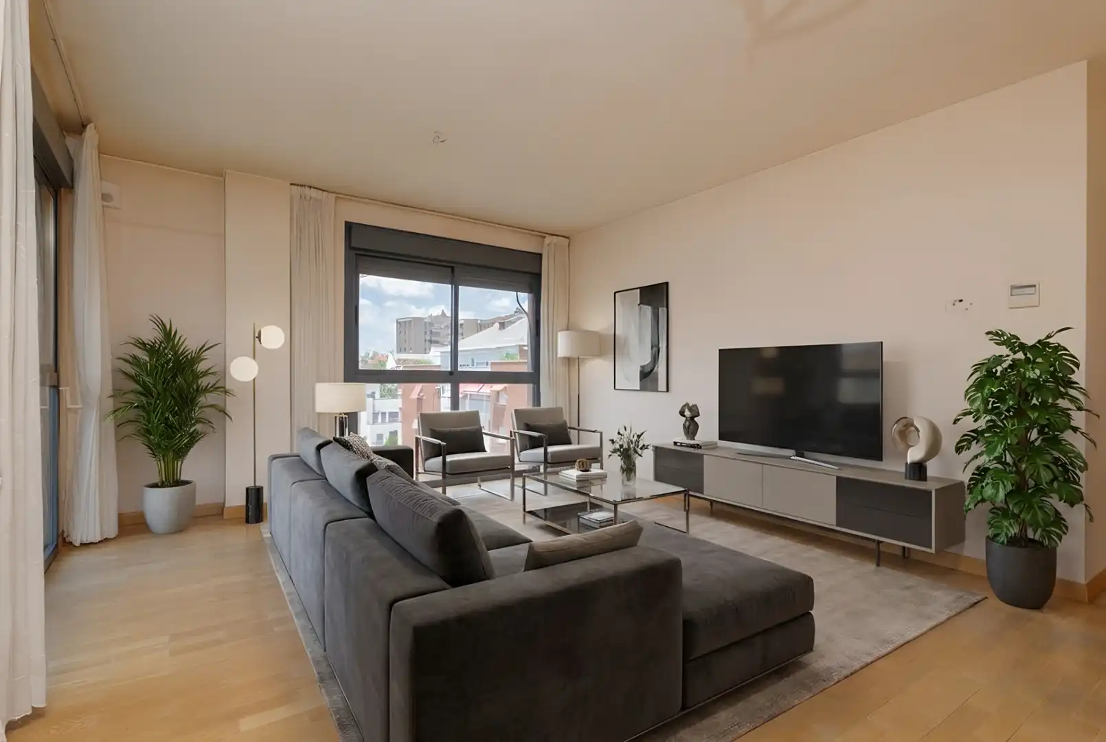 Sala d'estar de Dúplex en venda en Madrid amb Aire condicionat, Calefacció i Parquet