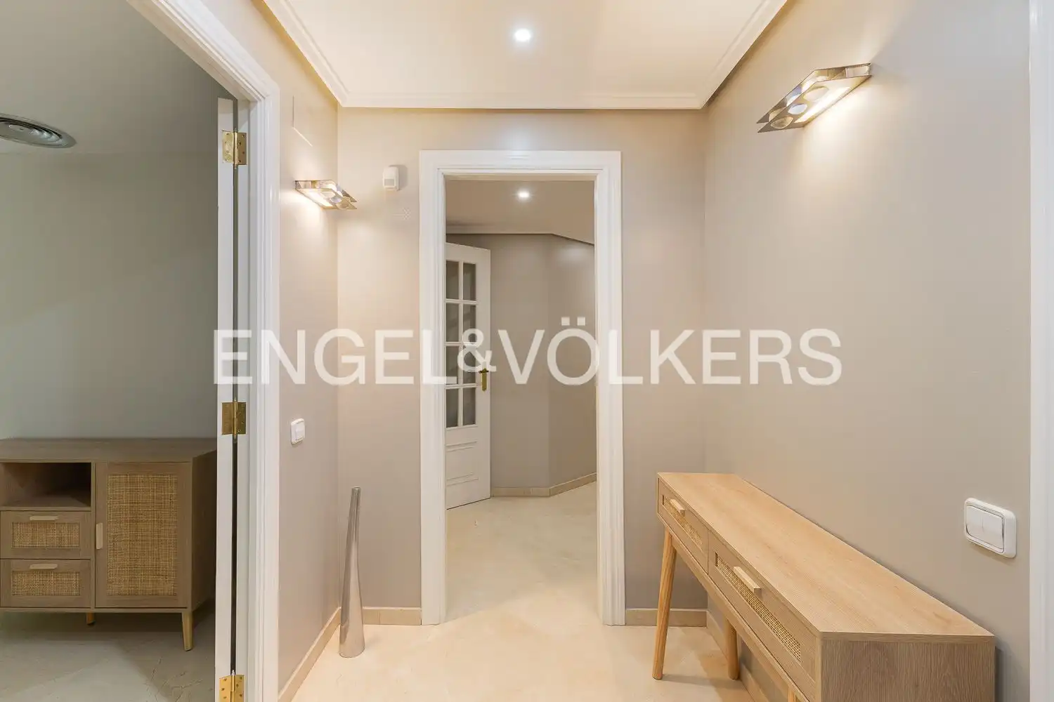 Flat for rent in Valencia  with Air Conditioner, Heating and Terrace
