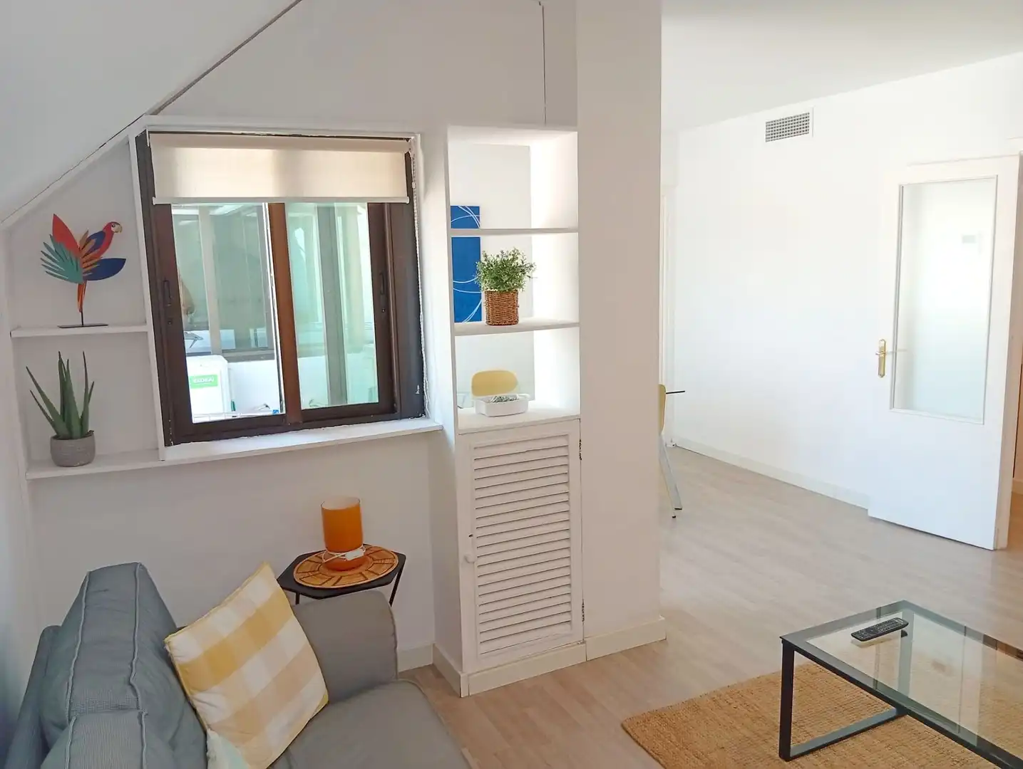 Flat for rent in Málaga  with Air Conditioner, Terrace and Furnished
