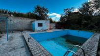 Swimming pool of House or chalet for sale in Pinseque  with Private garden and Swimming Pool