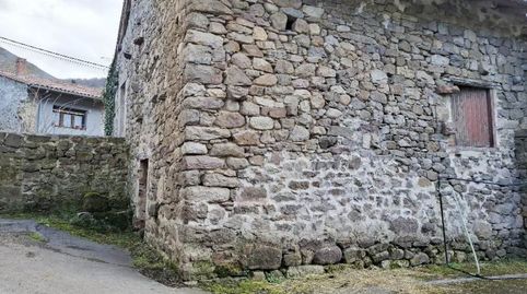 Foto 5 de Casa adosada en venda a Saja - C/ la Rosa, 8, Los Tojos , Cantabria