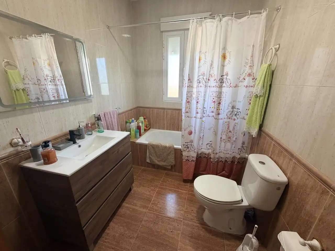 Baño de Casa adosada en venta en El Carpio de Tajo con Aire acondicionado, Terraza y Piscina