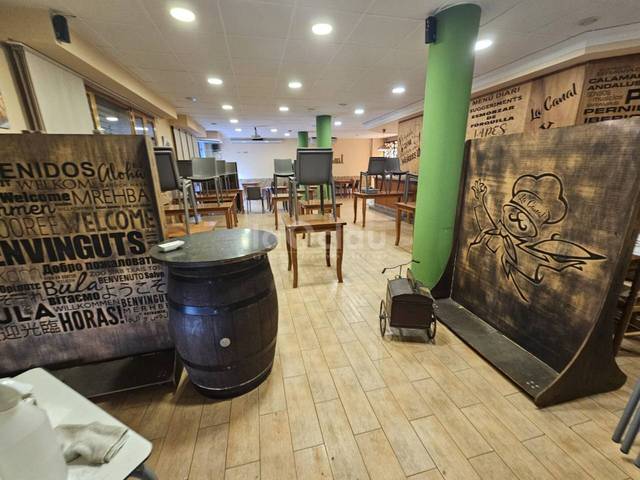Local comercial en Venta en Calle Maria Vivet en Tona