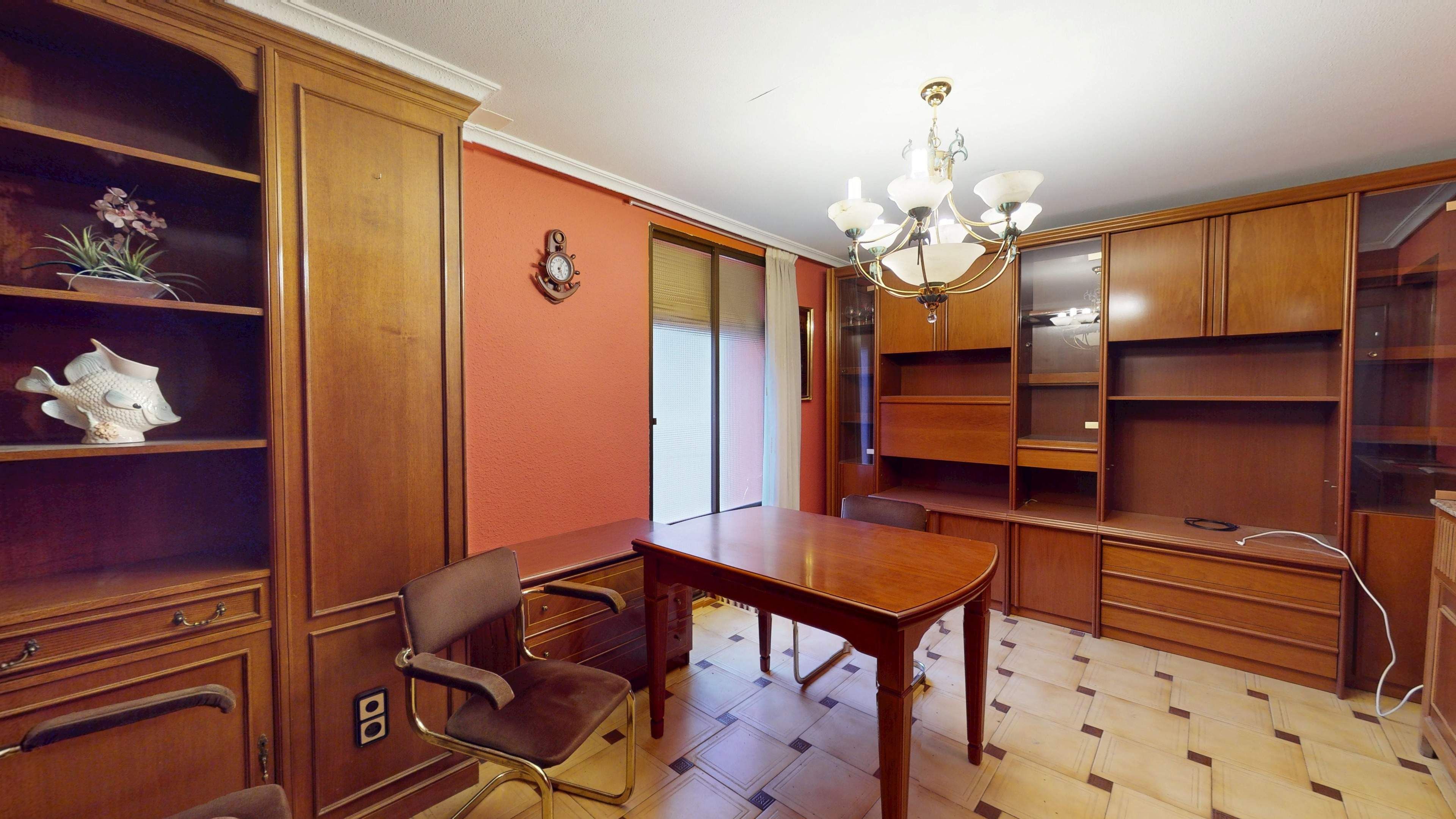 Dining room of Building for sale in  Zaragoza Capital
