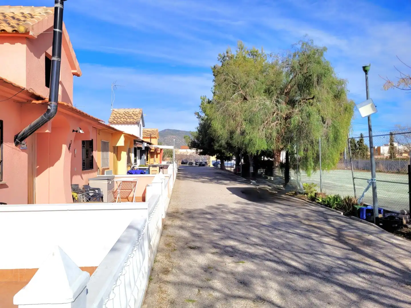 Vista exterior de Casa adosada en venda en Caravaca de la Cruz amb Aire condicionat, Calefacció i Terrassa
