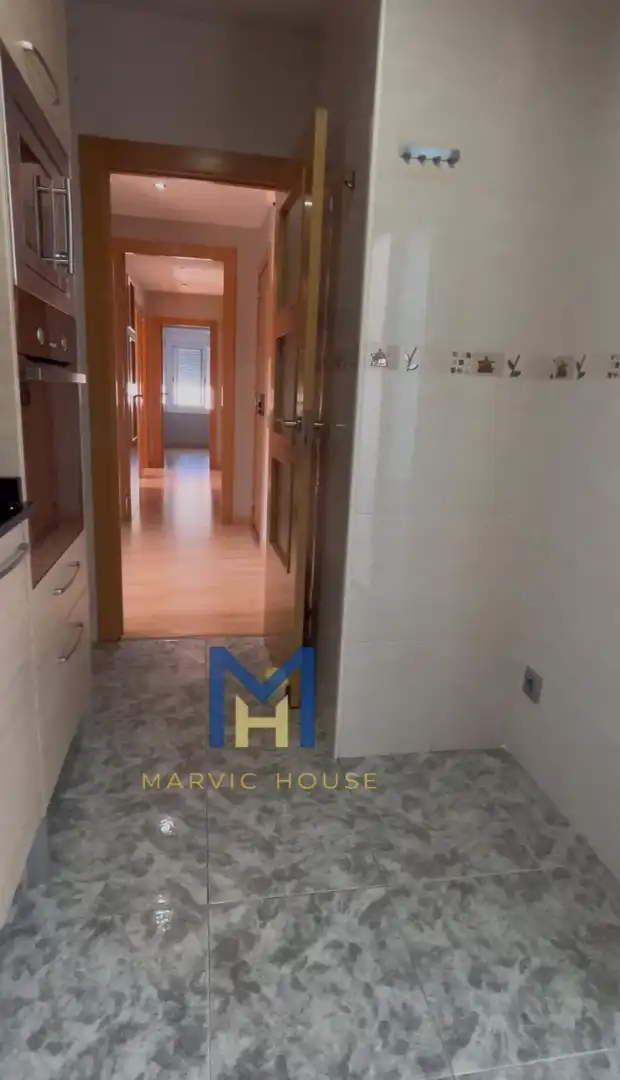 Piso en venta en Sabadell con Aire acondicionado, Calefacción y Parquet