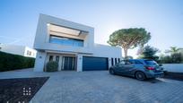 Vista exterior de Casa o xalet en venda en Sant Andreu de Llavaneres amb Aire condicionat, Calefacció i Jardí privat