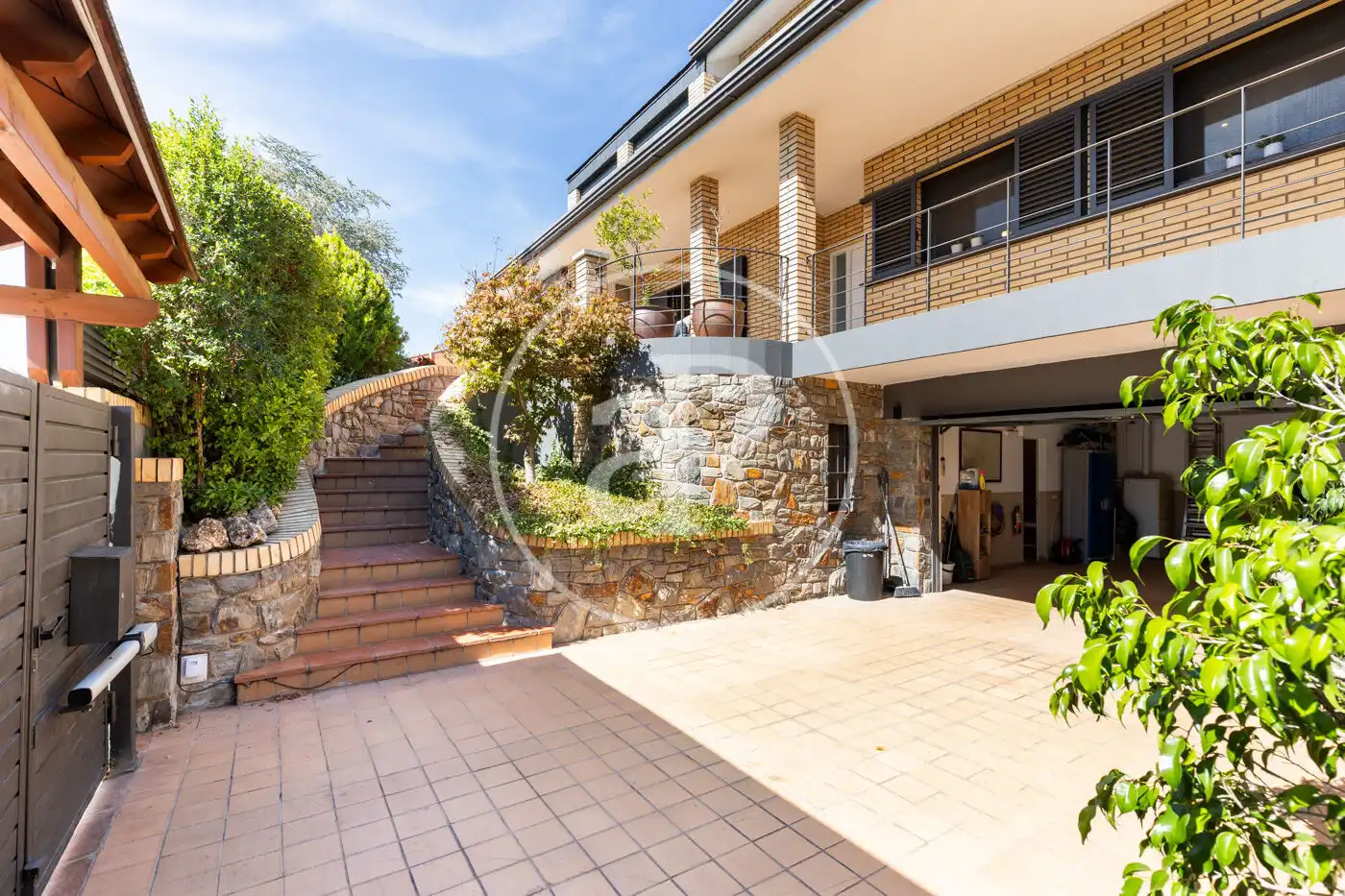 Terrassa de Casa o xalet en venda en Valldoreix