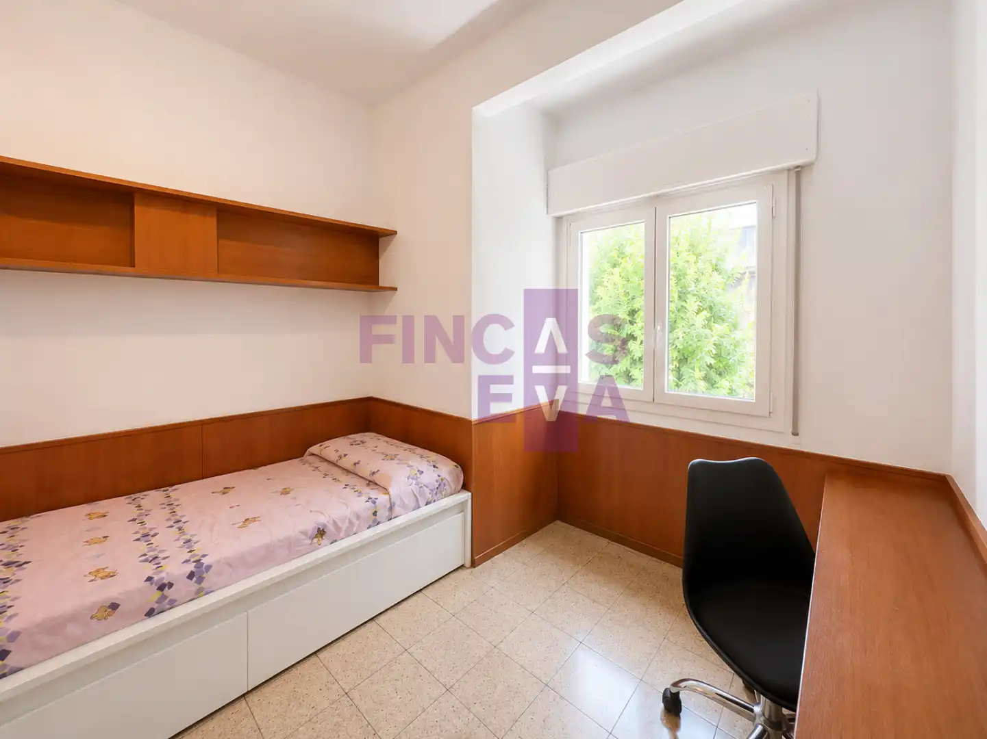 Habitación de Piso en venta en Barcelona con Calefacción, Trastero y Balcón