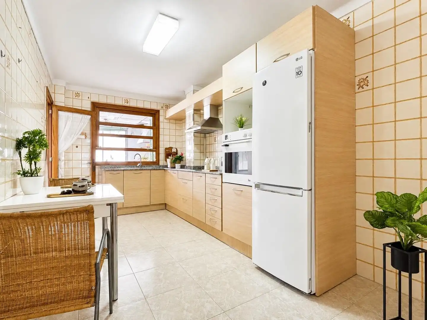Küche von Wohnung zum Verkauf in  Palma de Mallorca mit Terrasse und Alarm