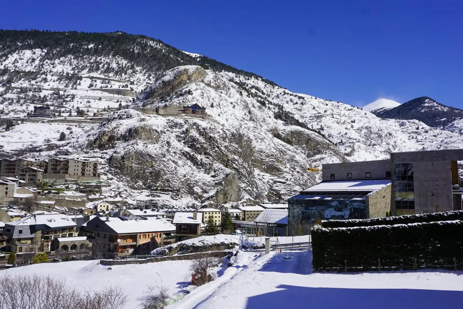 Exterior view of Apartments for sale in Canillo  with Storage room, Furnished and Oven