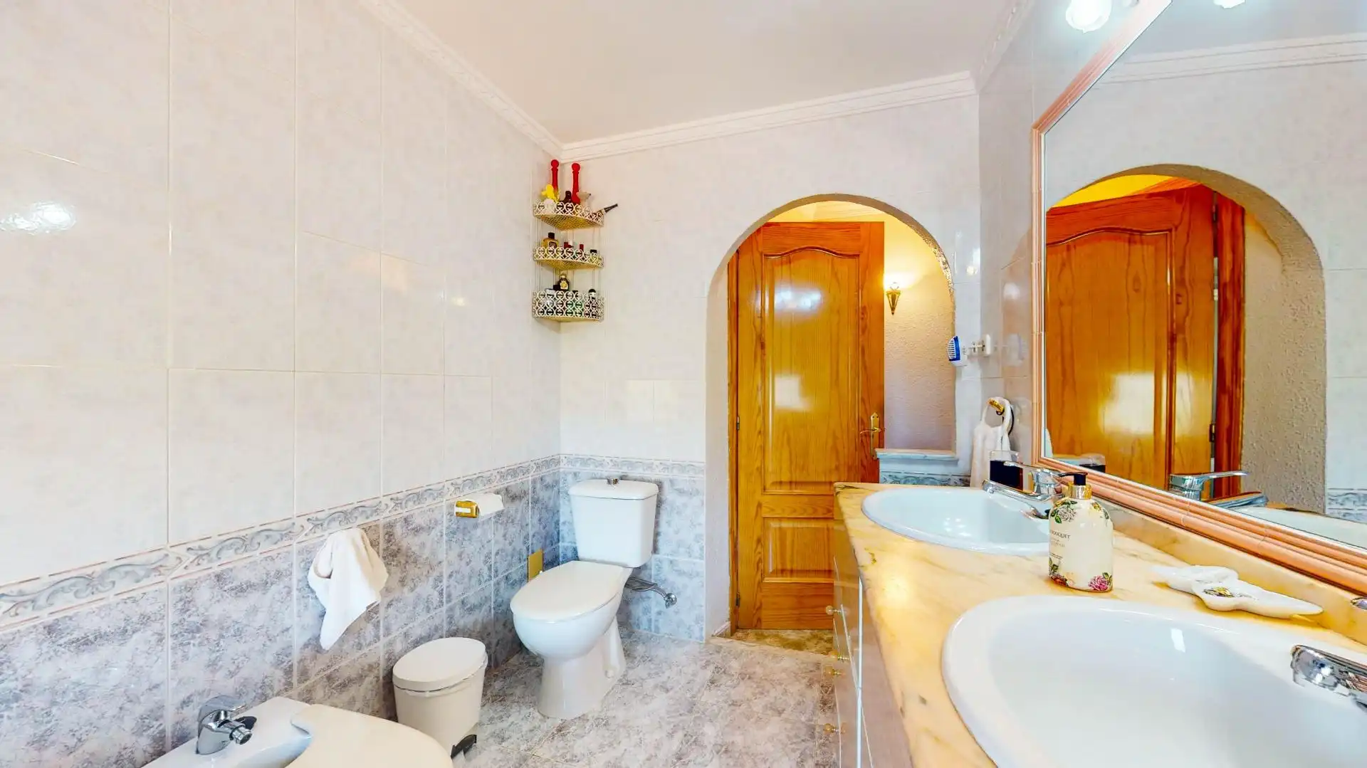 Houses for sale in Campanillas