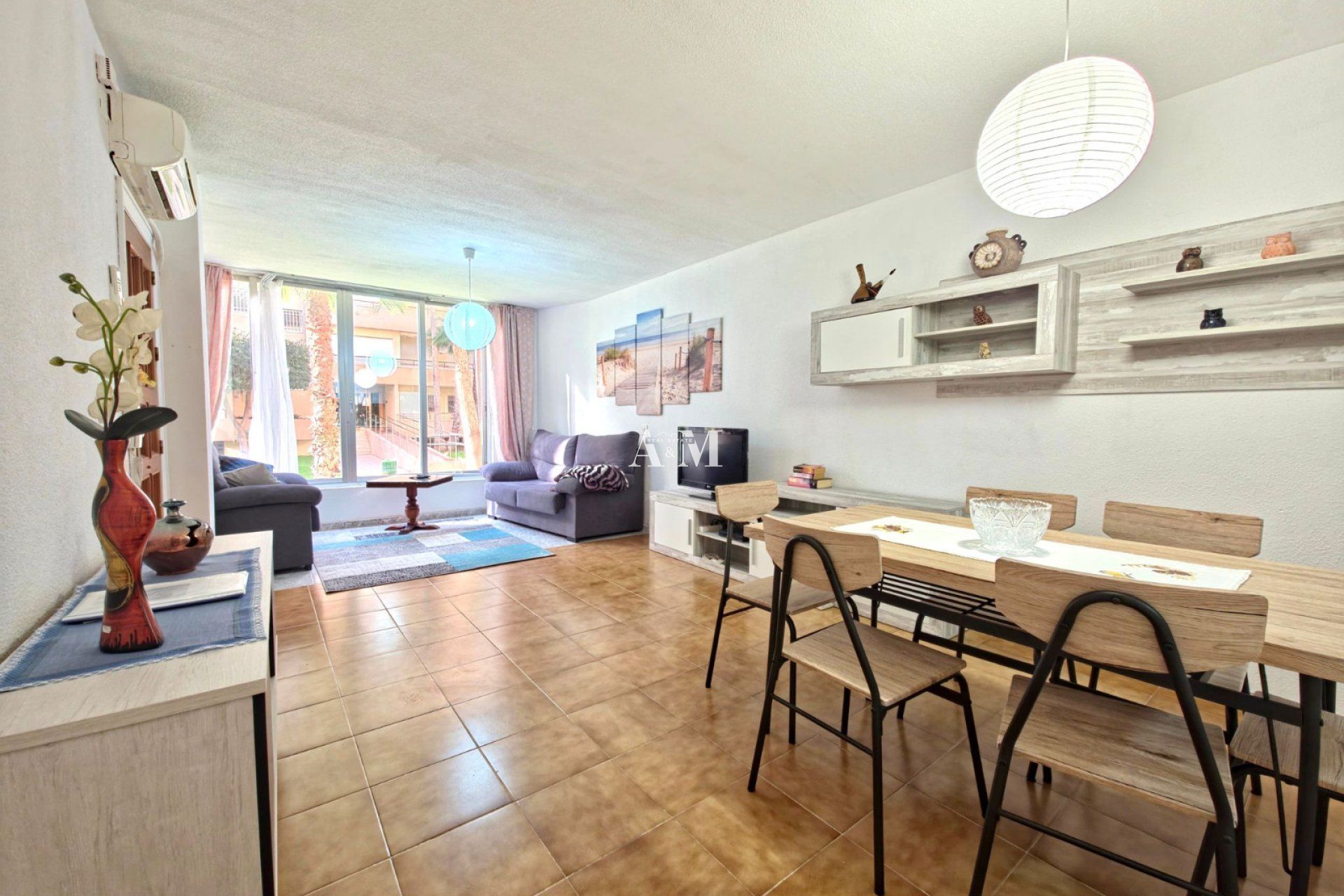 Exterior view of Planta baja to rent in Torrevieja  with Air Conditioner, Heating and Terrace