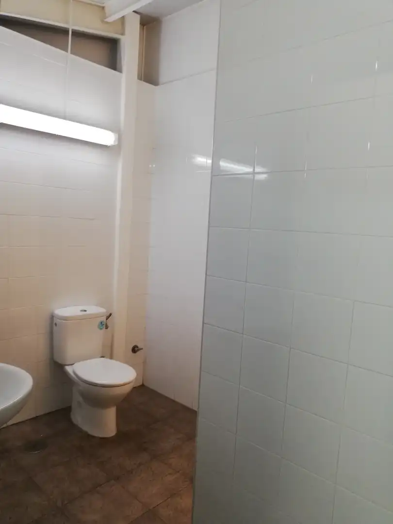 Business premises to rent in Calle de Llano Ponte, imagen 13