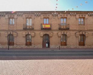 Vista exterior de Finca rústica en venda en Yuncler amb Aire condicionat, Calefacció i Terrassa