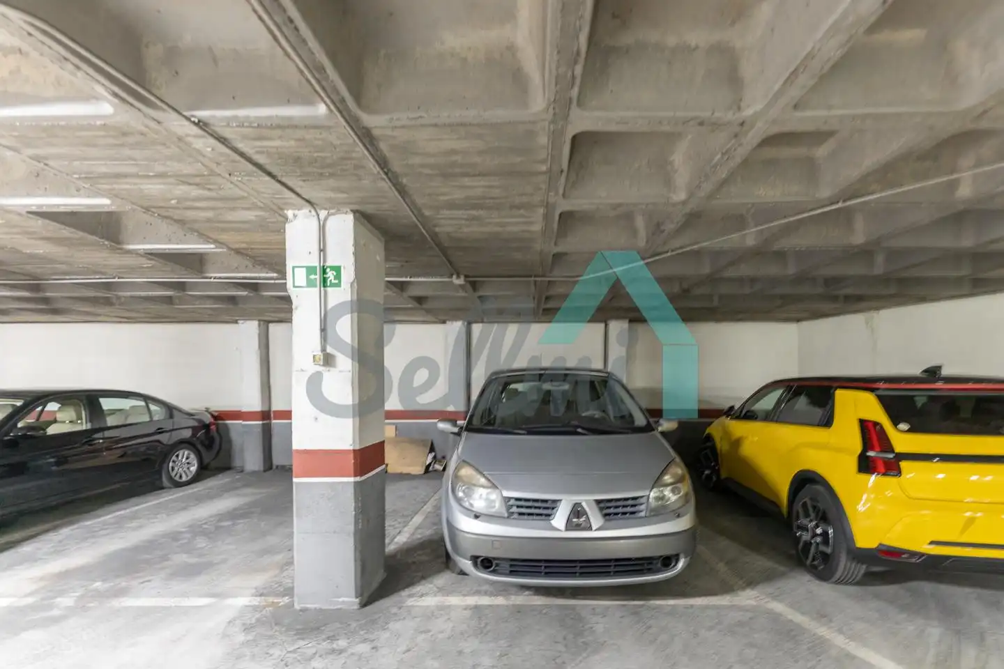 Estudio de alquiler en Avenida de Bruselas, HUCA - La Cadellada