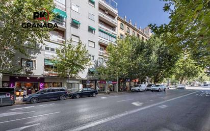 Vista exterior de Pis en venda en  Granada Capital amb Terrassa