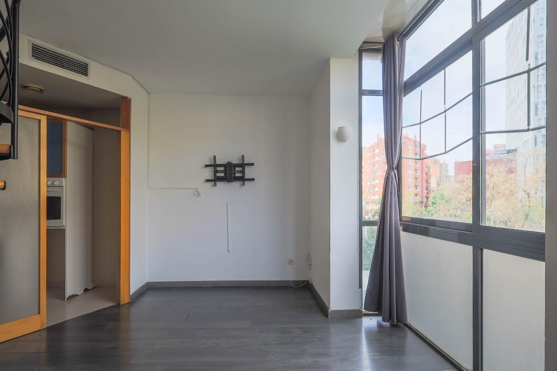 Dúplex en venda a Avenida MERIDIANA, El Clot