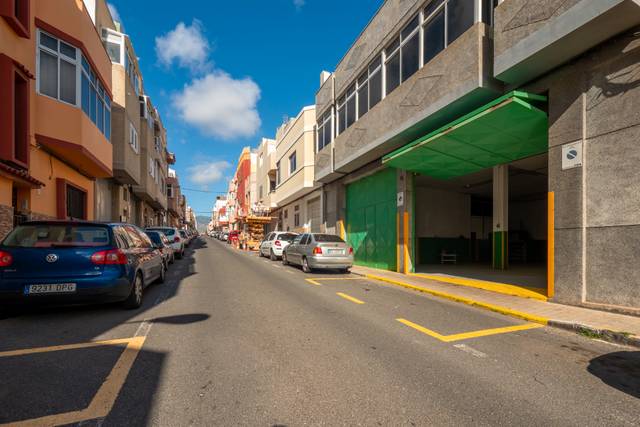 Edificio en Venta en Calle General Aranda en Callejón del Castillo - El Calero - Las Huesas