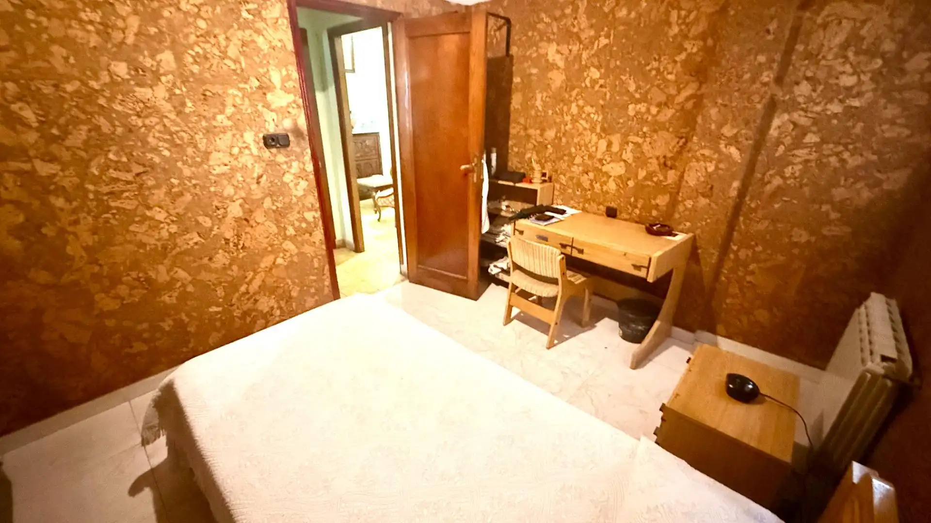 Dormitori de Casa o xalet en venda en Ourense Capital  amb Aire condicionat, Calefacció i Moblat