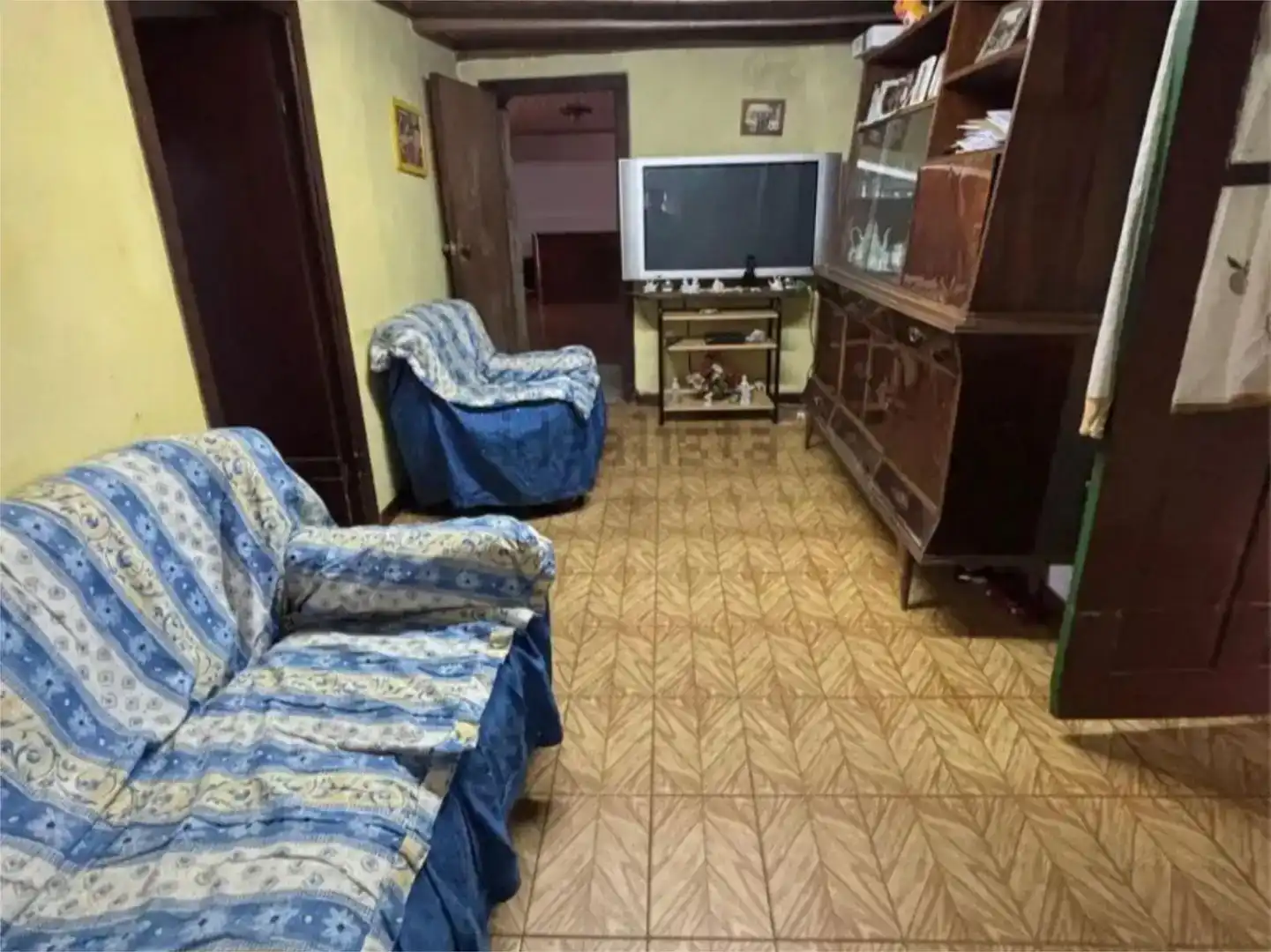 Wohnung zum Verkauf in Crecente mit Privatgarten und Möbliert