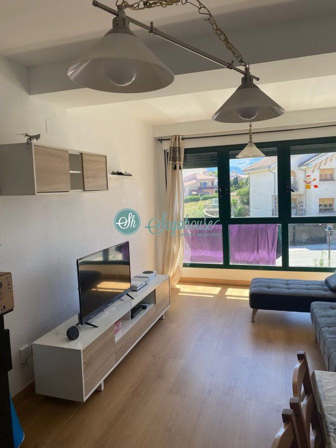 Vista exterior de Dúplex en venda en Palazuelos de Eresma amb Calefacció