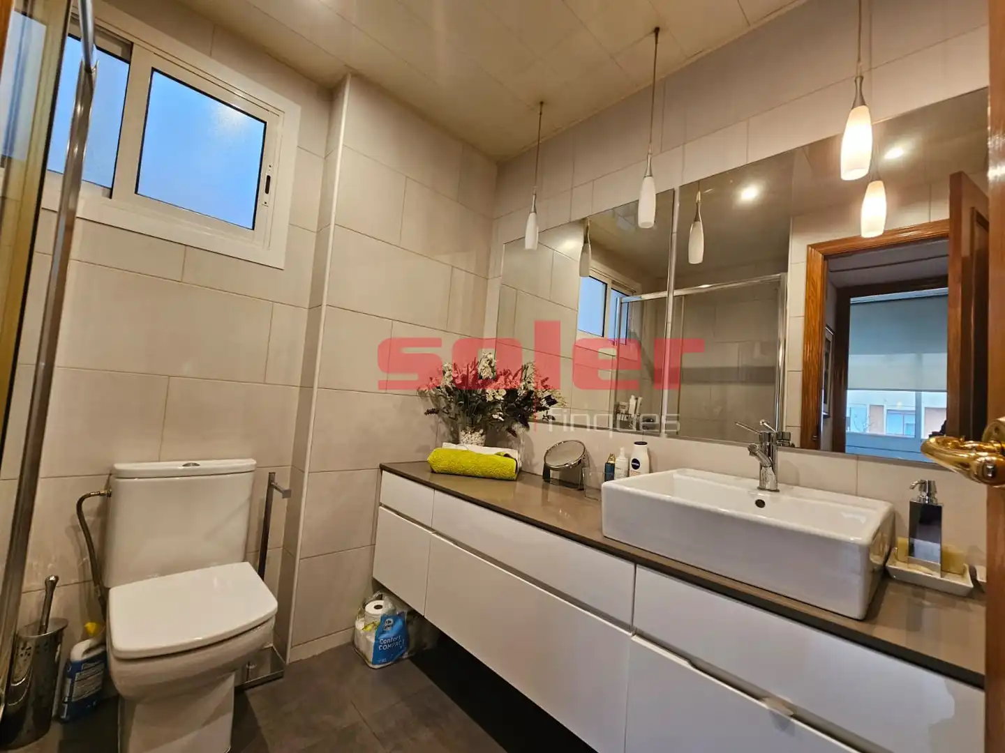 Baño de Piso en venta en Barcelona con Aire acondicionado y Calefacción