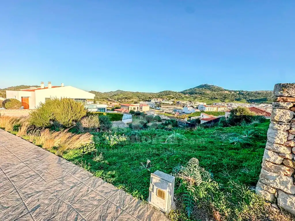 Terreny residencial en venda a Es Mercadal poble