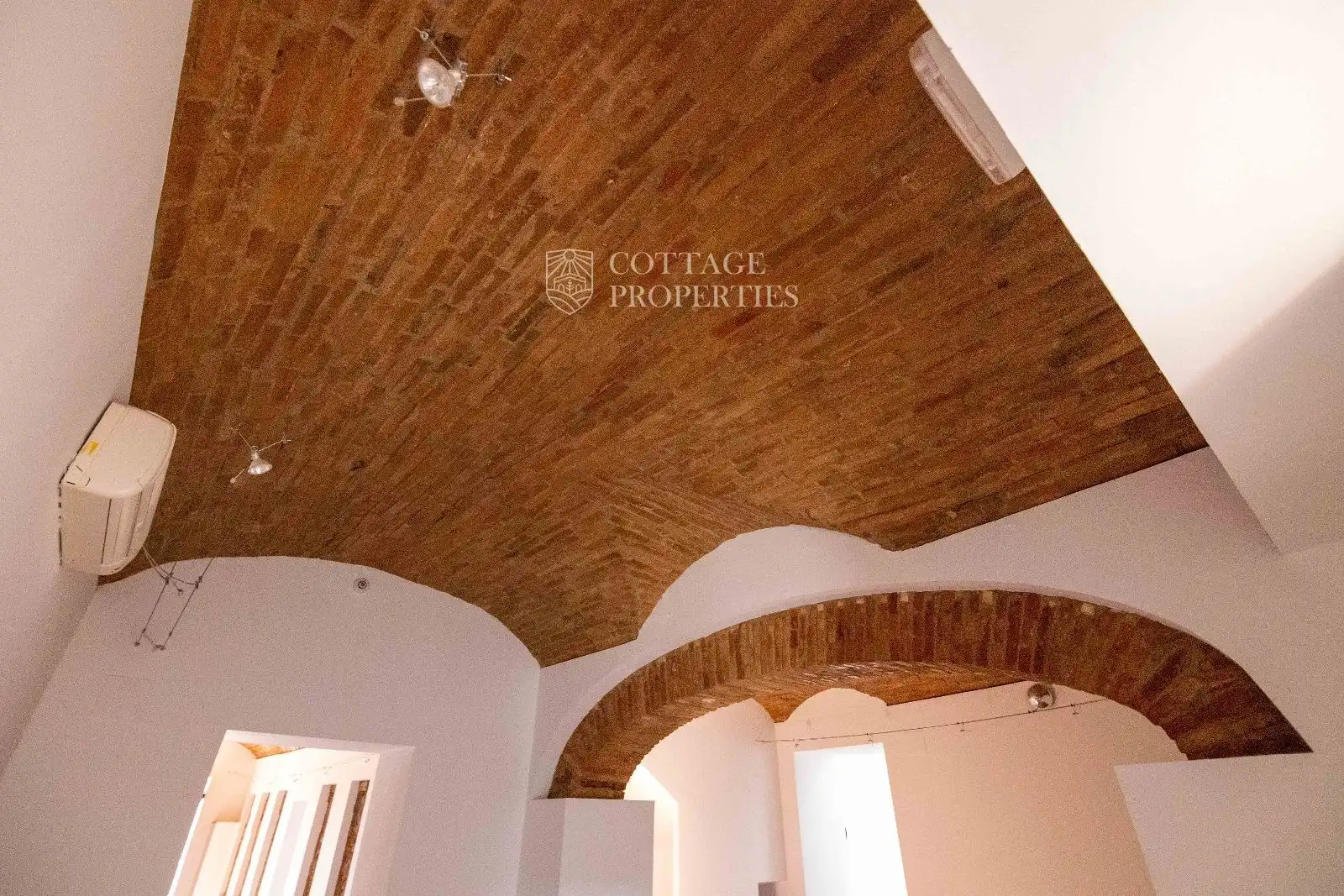 Finca rústica en venda en Sant Llorenç Savall amb Calefacció i Piscina