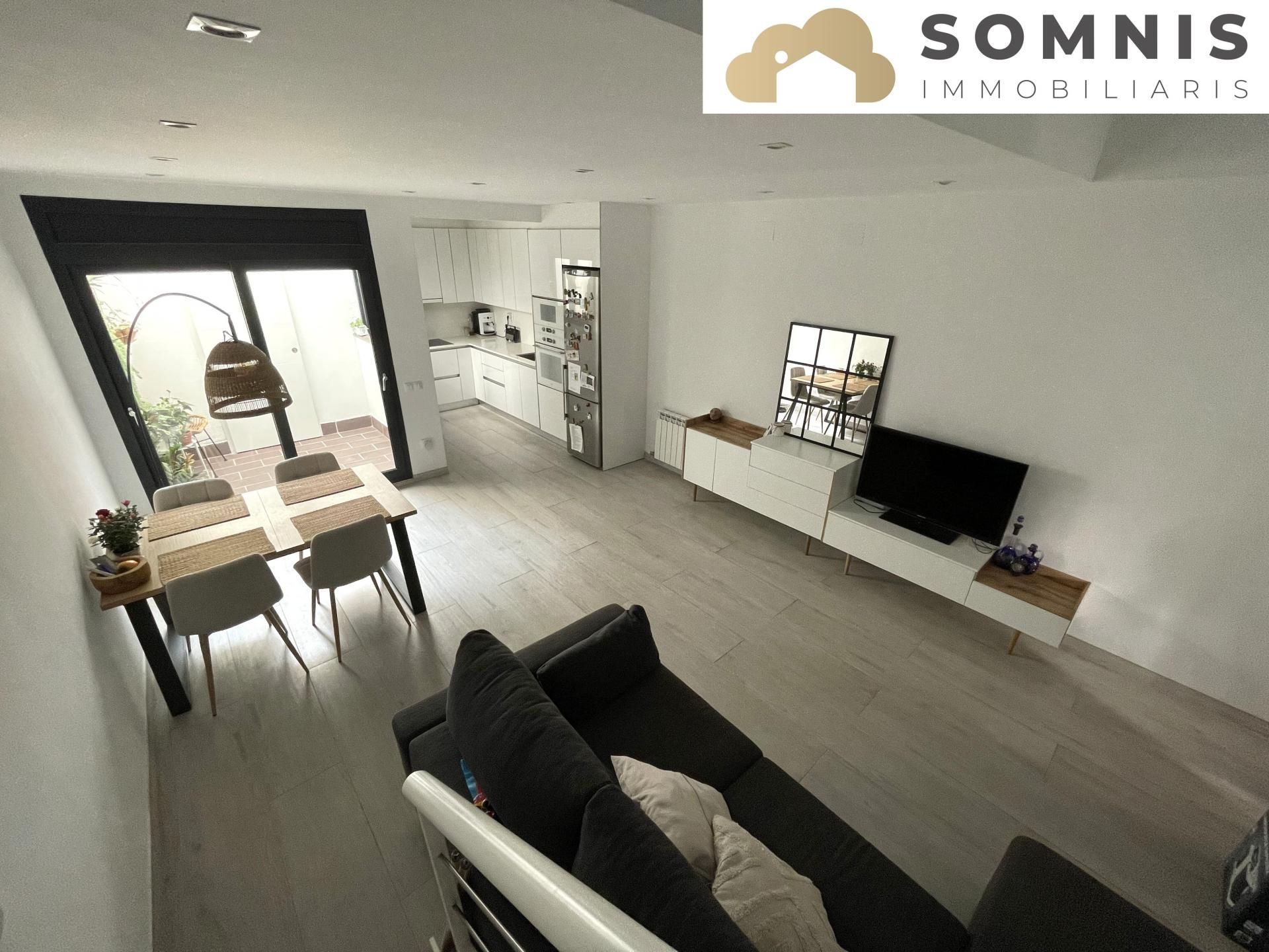 Casa adosada en venda a Poble Nou