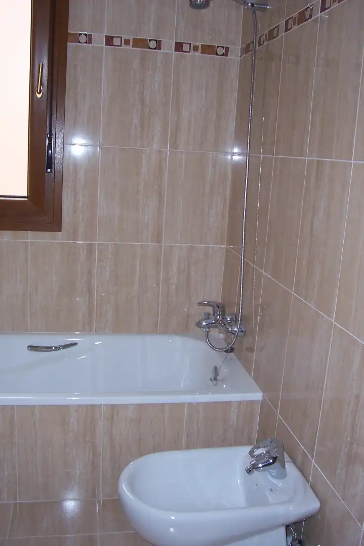 Piso en venta en Calle de Ramón Granda, El Carbayedo - El Quirinal