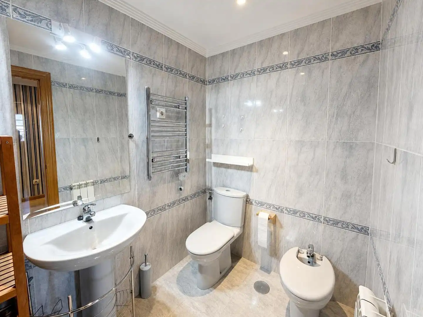 Bathroom of Flat for sale in Ciudad 10