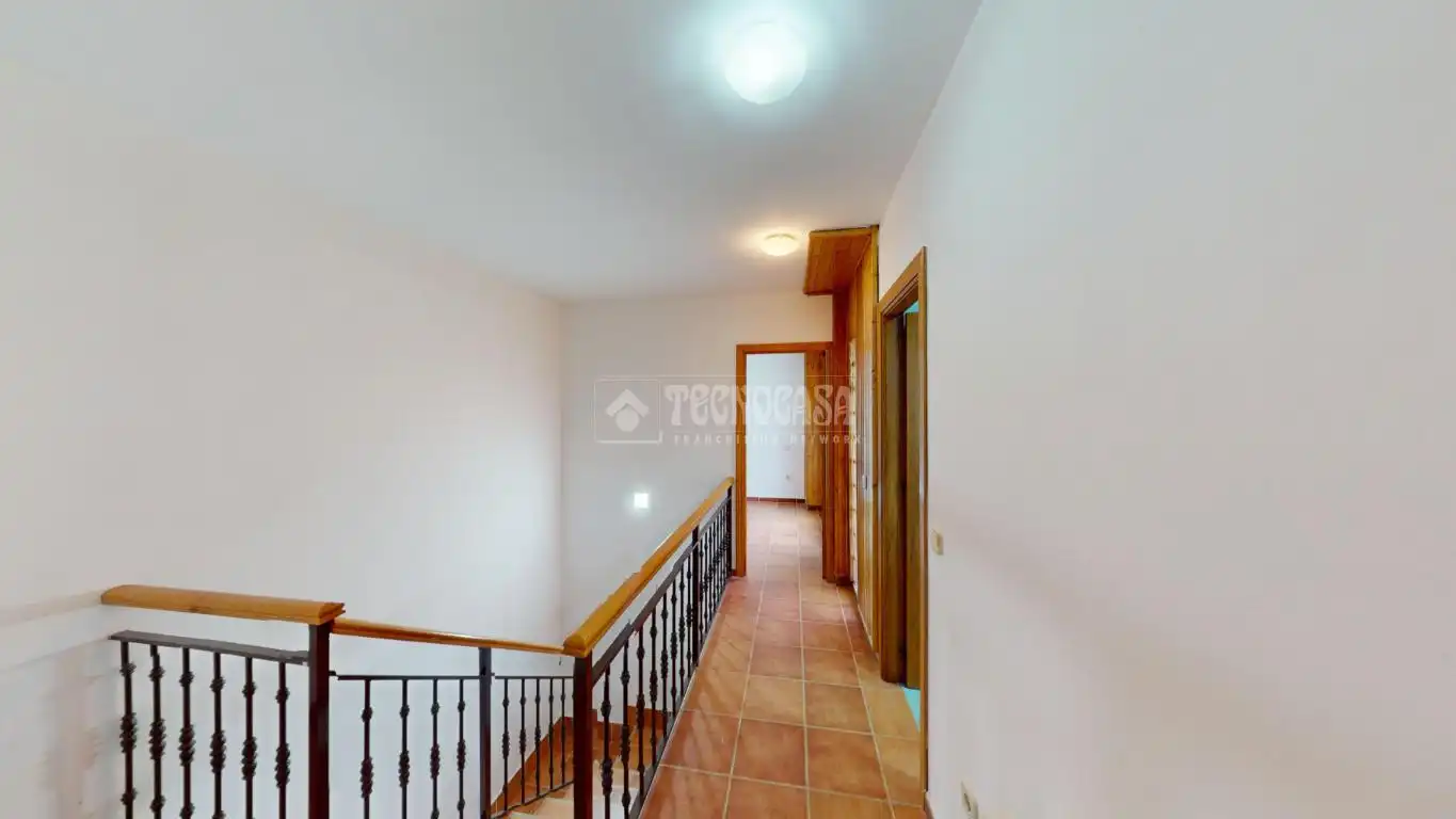 Casa adosada en venda en El Casar