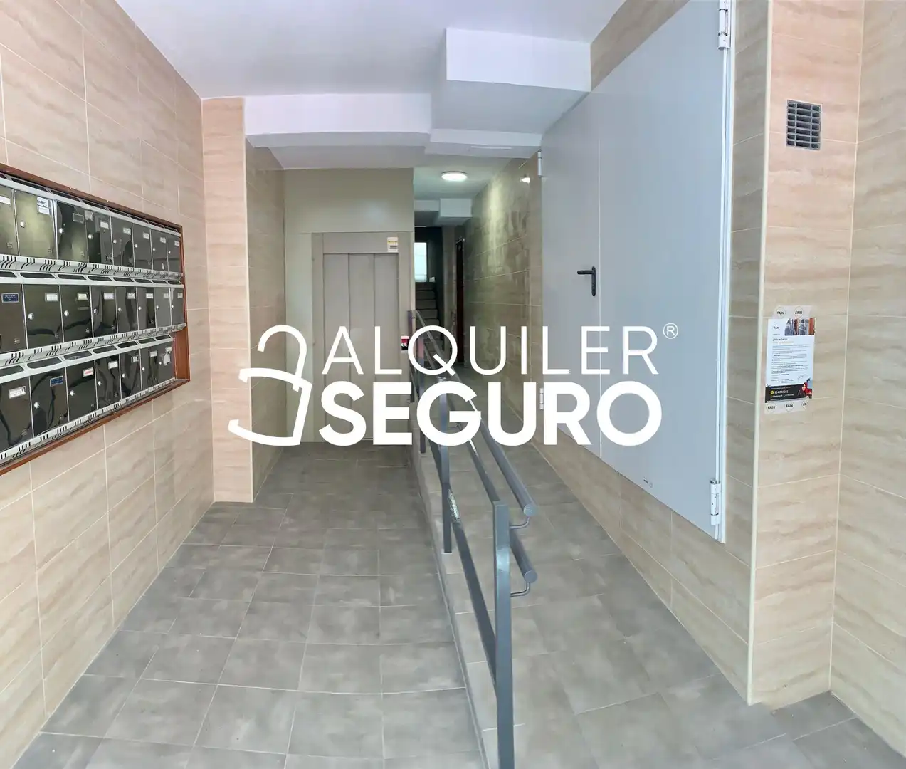 Piso con ascensor en alquiler en de la Doctora de Alcala, imagen 2