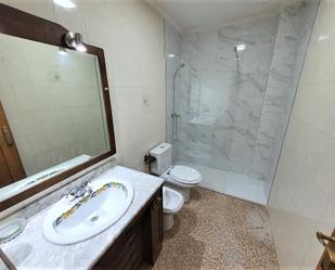 Bathroom of Flat to rent in Elche / Elx  with Balcony